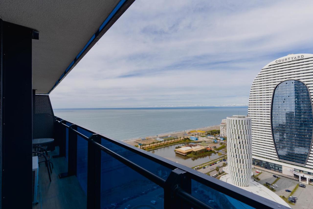 Apartamento Grand City Real Estate Batumi Exterior foto
