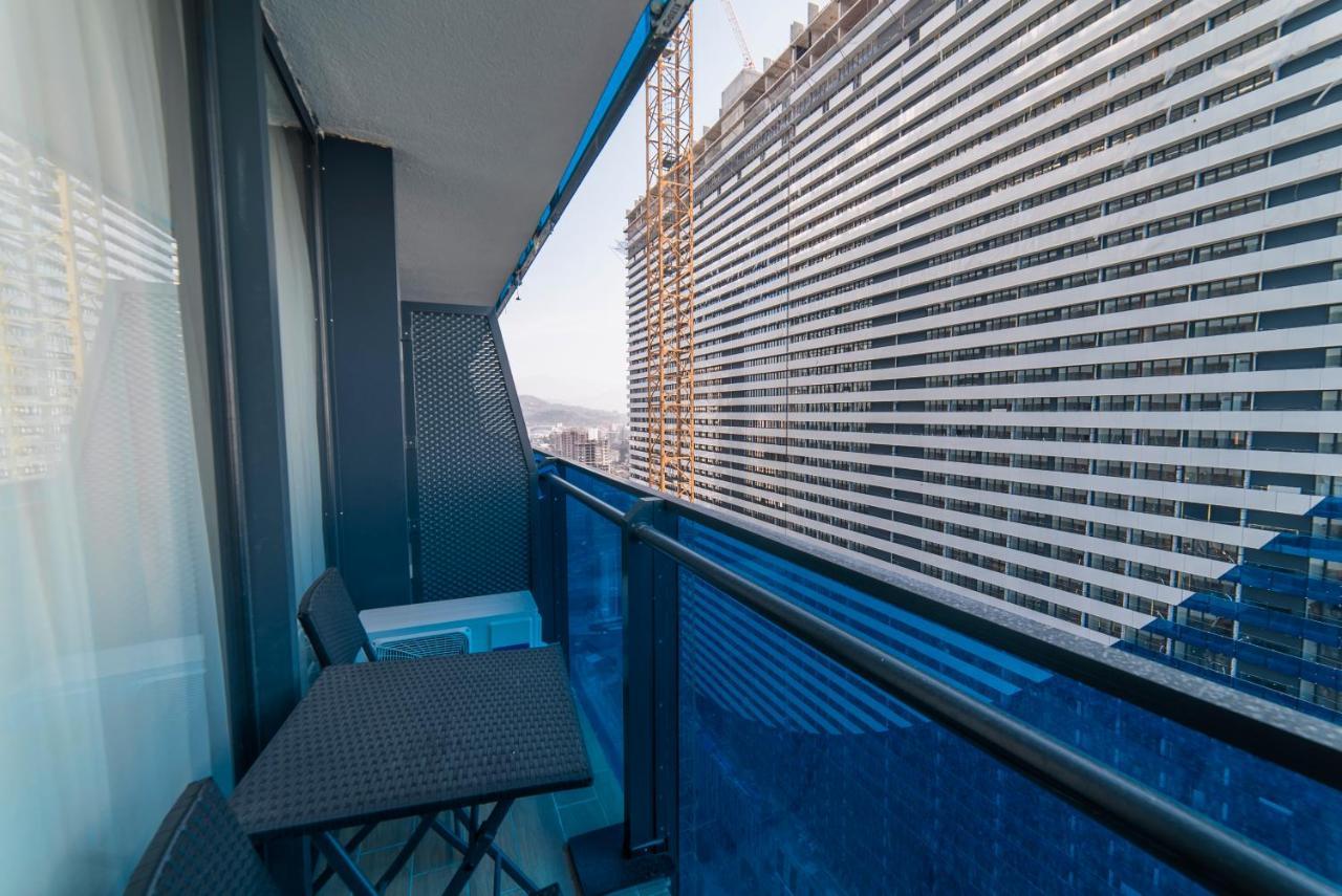 Apartamento Grand City Real Estate Batumi Exterior foto