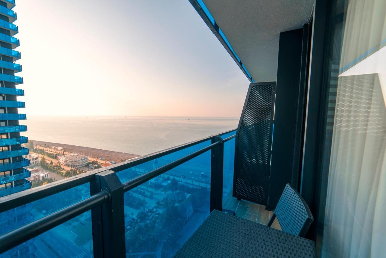 Apartamento Grand City Real Estate Batumi Exterior foto